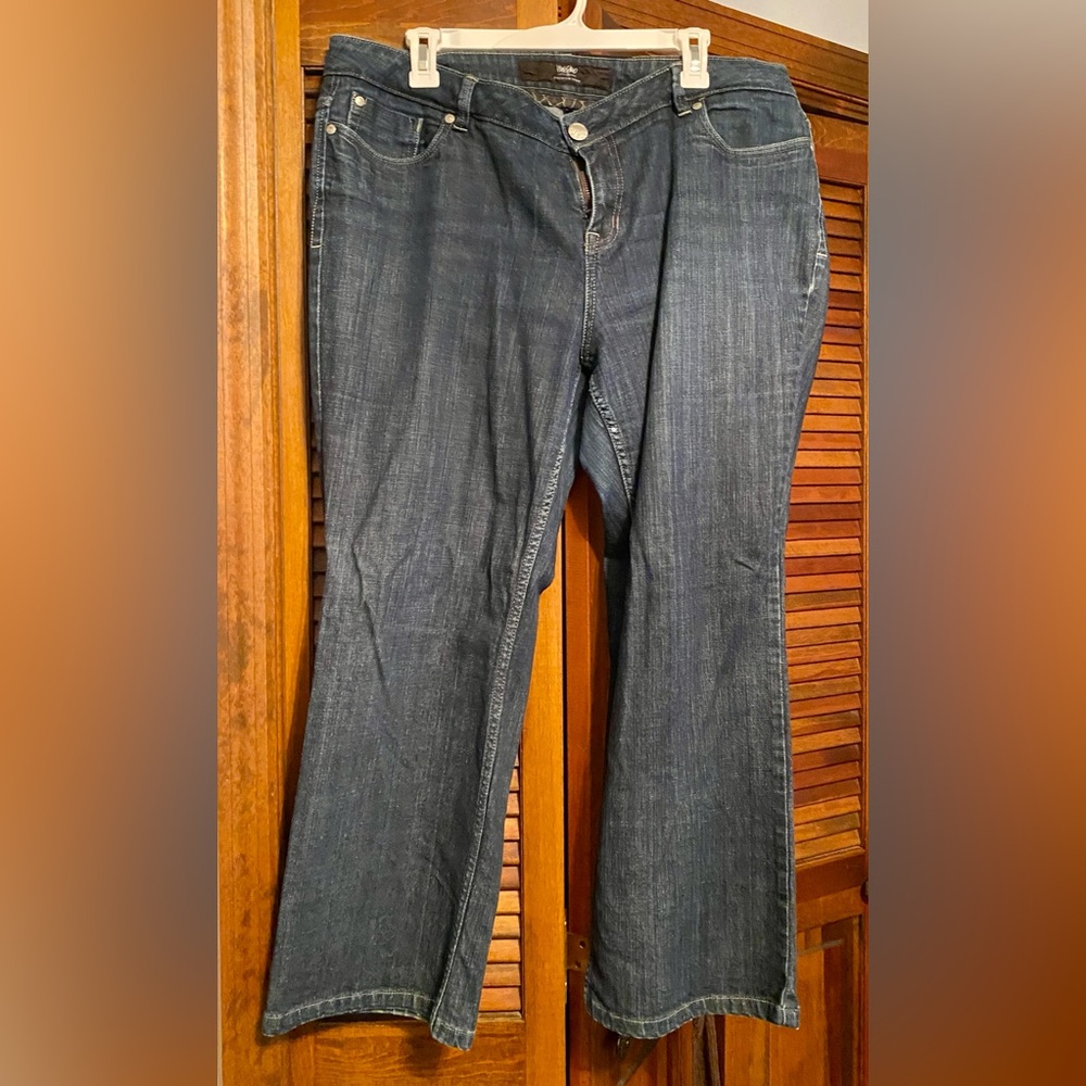 Massimo Women’s Classic Blue Denim Jeans